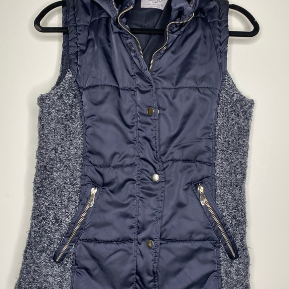 Zara Trafaluc Puffer Hoodie Vest/Jacket Size Large - Picture 7 of 8